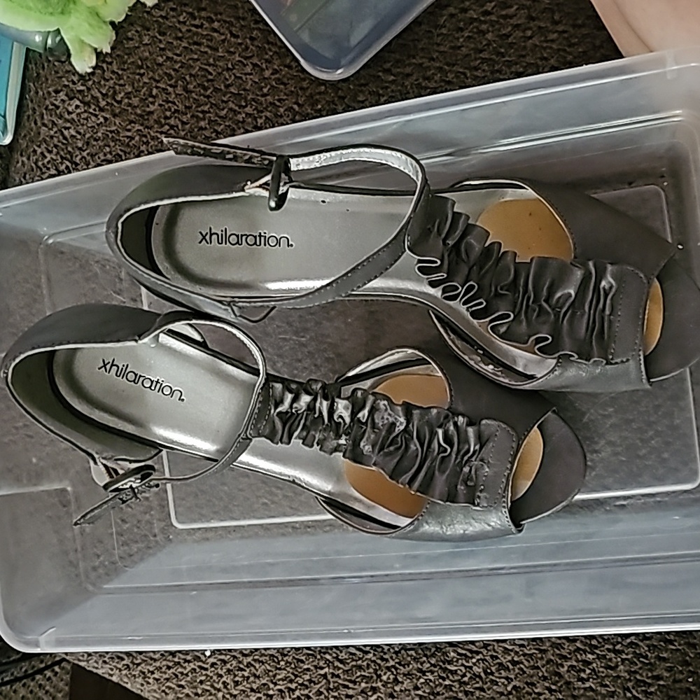 Pair of grey platform shoes/sandals. Size 8.